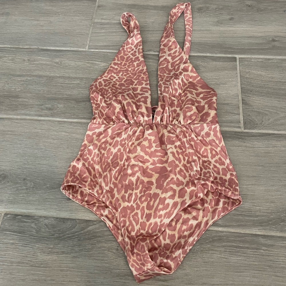 Tori Praver Cheetah Animal One Piece Swimsuit Small Open Back
